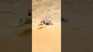 Remote Control MONSTER Truck MUD Racing
