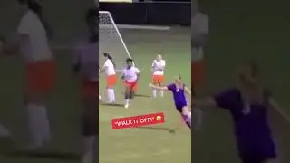 Football Woman be like 😂