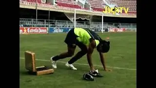 Nike | Brazilian Ping Pong - Ronaldinho crossbar (2005)