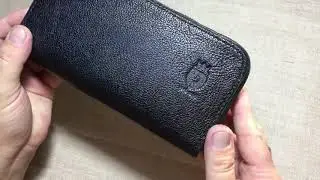 Двойной клатч, ручной работы.