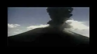 VOLCÁN CHAPARRASTIQUE HACE ERUPCION