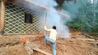 How to use fire to prevent termites for wooden houses | Building a yard on sloping land