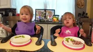 Twins try Fava beans
