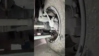 This is what a damaged or faulty ball joint sounds like 
