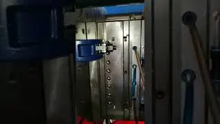 Работа пресс-формы 
