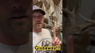 Hey guys giveaway on this video!!!#bowhunt #altraarrows