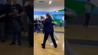 Кресты, болео и сакада партнерши. Аргентинское танго. 