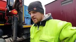 Установка опор задних аутригеров на манипулятор после ремонта и немного про освещение