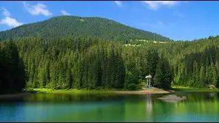 Весна на озері Синевир