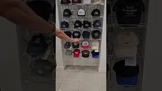 ⚡La pared de las #Gorras ⚡Puedes ver estás y muchas más en #Regalizfunwear
