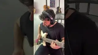 first time playing a fretless guitar