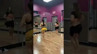 Hot Big Ass Girl Belly dancing