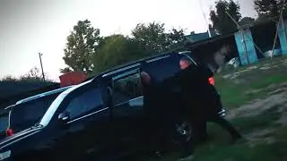 НЕ БРОСИЛ В ОБИДУ