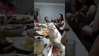Застольные песни. Племянница зажигает.
