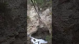Вид. Родина. Вход Сергинская пещера.