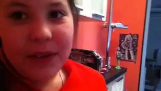 Застряли в лифте с подругой))))