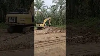 CAT 320 Numpang Lewat