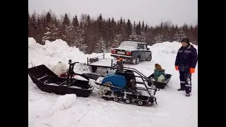 Мотобуксировщик в горку и по болоту. 