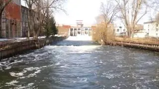 Весенний сброс воды о.Ломпадь г.Людиново ЛТЗ
