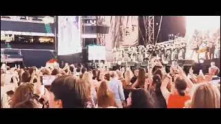 LUIS MIGUEL EN EL BERNABEU!  LA BIKINA!