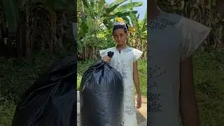 menurut kalian es siapa yg paling besar?