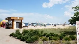 Kazbetskyi Beach is one of the most popular in Cherkasy. But does it deserve the highest rating?