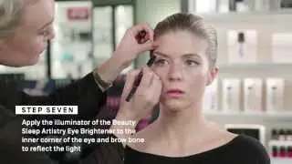 MECCA Masterclass: The Secret to Perfect Winged Eye-Liner