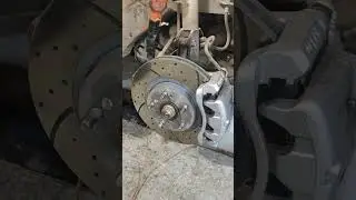 Front brakes from Honda Elysion on Honda Stepwgn