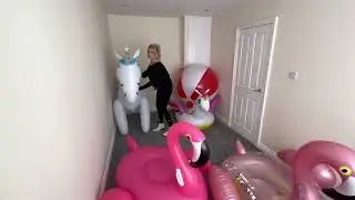 Inflatable destruction looner balloons popping