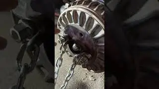 простое приспособление для снятия задних тормозных барабанов лада Ларгус....