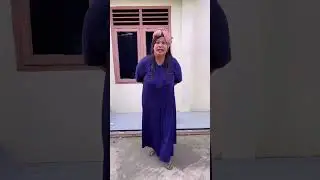 Bebek,ayam,kucing,kura kura dan ikan paus Dikasih Uang