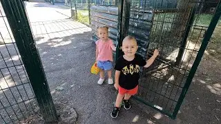 🤩🤩🤩DIANA AND DANIA 🤩🤩🤩 ігрова площадка 🤗🤗🤗 пісок 💪💪💪 Данька б'ється