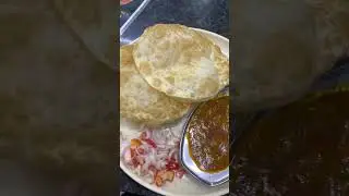 খাও-দাও ঘুরে বেড়াও