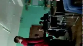 портфелем по морде