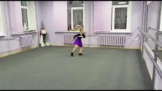 Студия танца «Мини-леди» соло Коновалова Эвелина 7 лет «Ворожея» репетиция