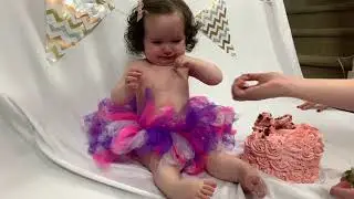 Zoe's First Birthday Cake Smash