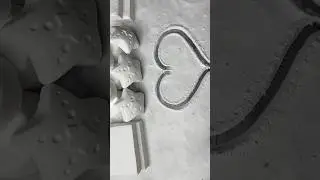 #ASMR pure white crush #asmr #gymchalk #crunchy
