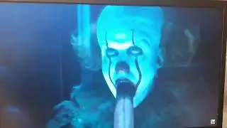 заглянул под стол, а там