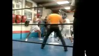 pelea de box amateur cuevas gym