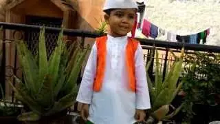 Insaaf ki dagar par bachcho dikhao chal ke