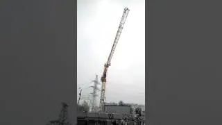 КОРТРОС - БАШЕННЫЙ КРАН НАД ГОЛОВАМИ ПРОХОЖИХ