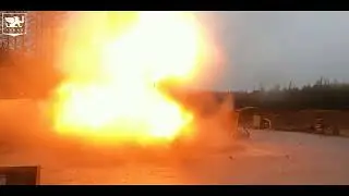 БРОНИРОВАННЫЙ TOYOTA LAND CRUISER 300 ВЗРЫВАЮТ ГРАНАТАМИ И МИНАМИ