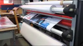 Ростовая фигура из картона