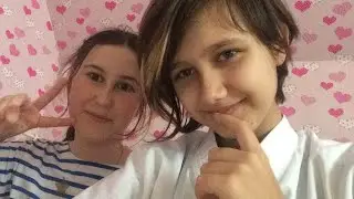 Каратистка-гитаристка!!! Я с мини полей!!!