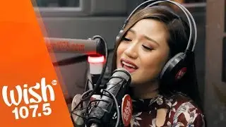 Morissette performs 