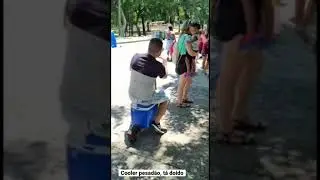 Cooler pesadão, ainda bem que estava com meu patinete kkk