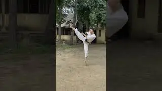 🥋Practice makes man perfect🔥#karate #kickflip#motivation #trending #viral @prashanthprashu_