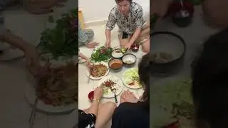 so poor thing no table :(((((