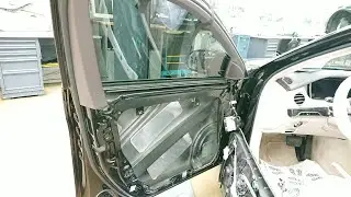 Осмотр двери Mercedes-Benz  2013 года W222 кузов S-class