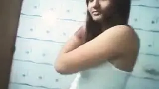 Cewek pamer body hot